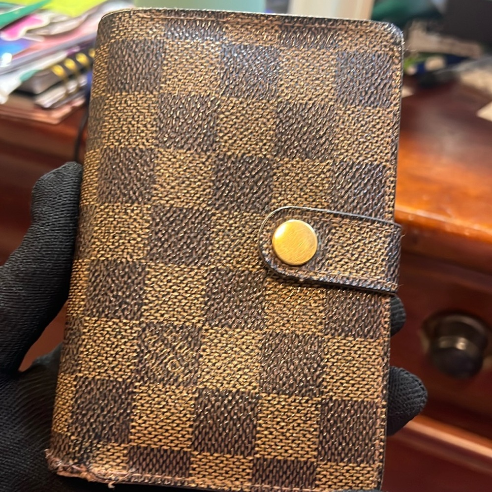 LV Damier Ebene Wallet - Picture 1 of 1